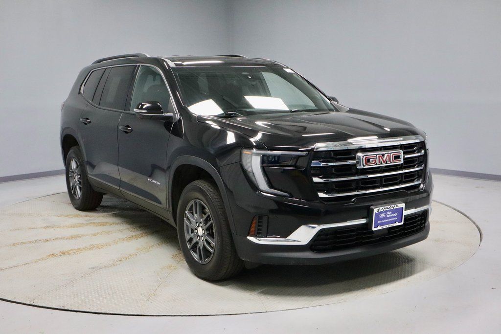 2025 GMC Acadia Elevation AWD