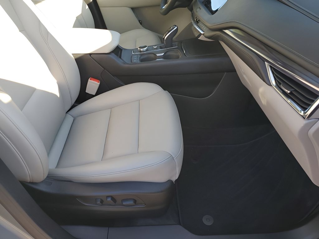 Used Car 2023 Cadillac Xt4  Luxury For Sale Under $30,000 In Austin, Texas