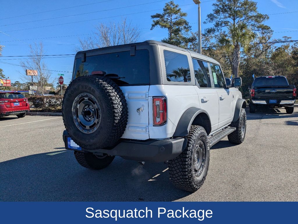 2024 Ford Bronco Outer Banks