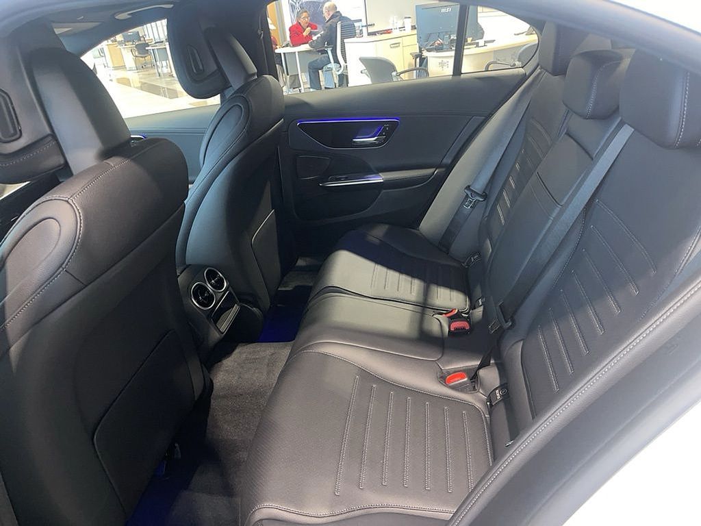 Thumbnail: 2025 Mercedes-Benz C-Class - 4