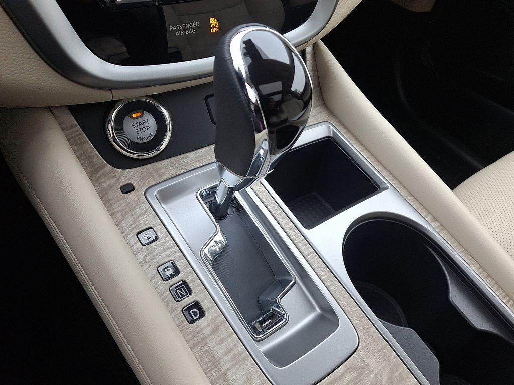 2024 Nissan Murano SL 16