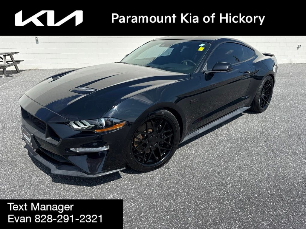 2018 Ford Mustang GT Premium Coupe RWD