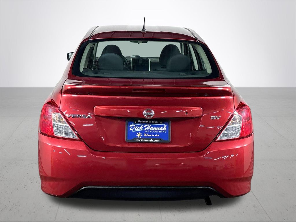 2019 Nissan Versa 1.6 SV