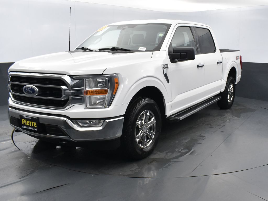 Oxford White 2023 Ford F-150 XLT SuperCrew 4WD Pickup Truck Four-Wheel Drive Automatic