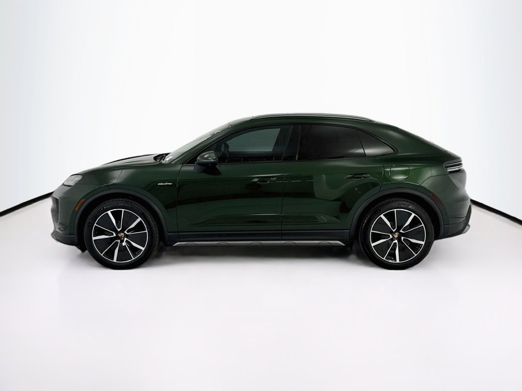 New 2026 Green Porsche  image 2
