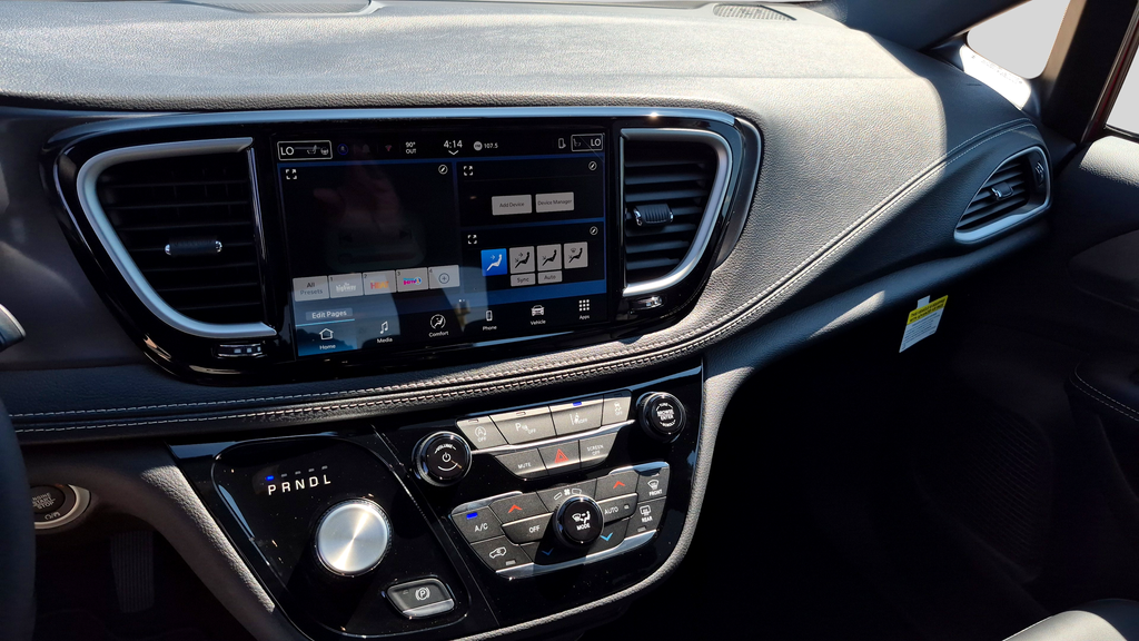 2026 Chrysler Pacifica