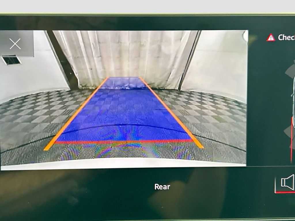 Thumbnail: 2023 Audi Q5 - 14