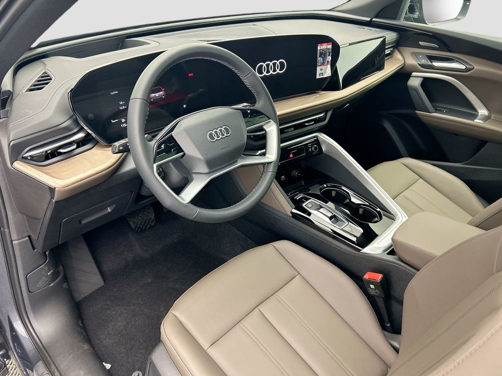 Thumbnail: 2025 Audi Q5 - 10