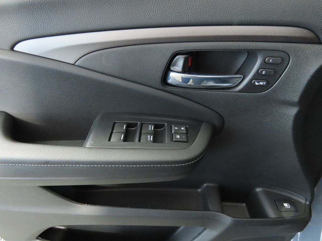 2025 Honda Ridgeline RTL 23