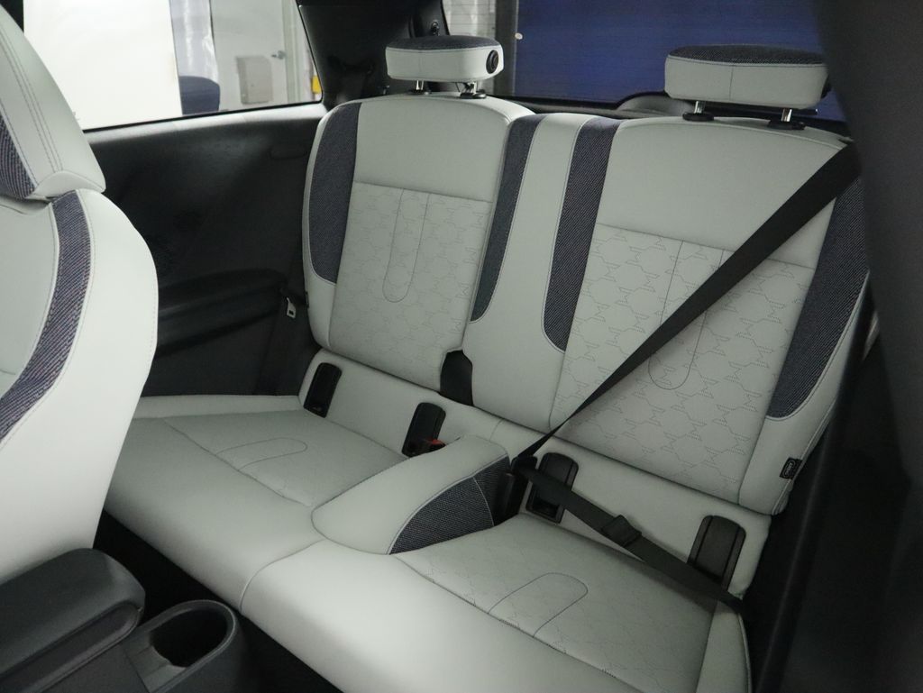 Thumbnail: 2026 MINI Cooper - 14