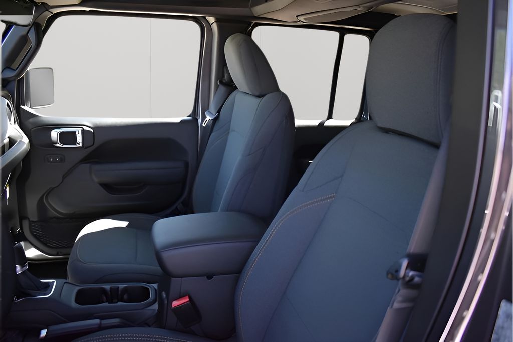 New Car 2025 Jeep Gladiator  Sport For Sale Under $40,000 In Austin, Texas