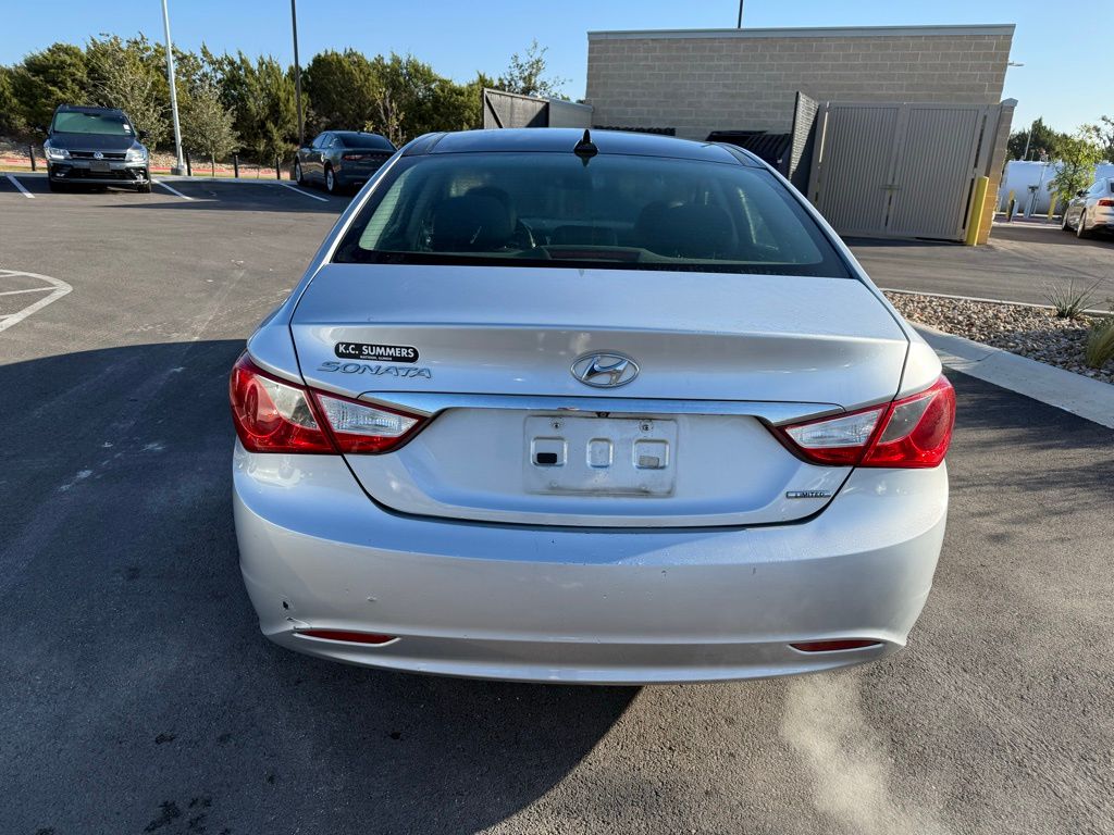 Thumbnail: 2013 Hyundai Sonata - 5