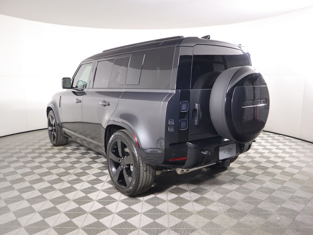 Thumbnail: 2026 Land Rover Defender - 7