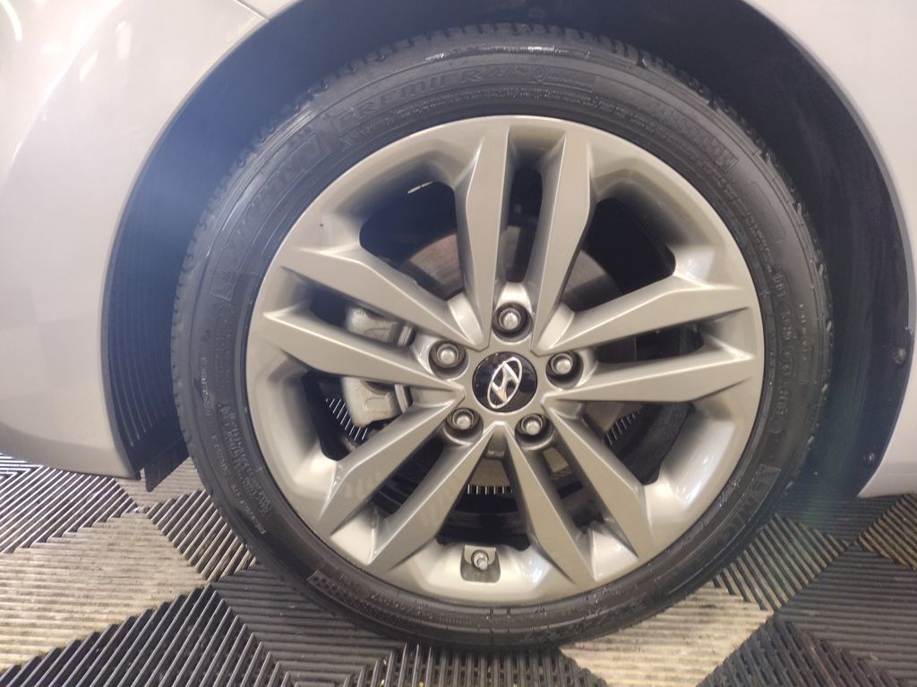 2016 Hyundai Elantra GT Base
