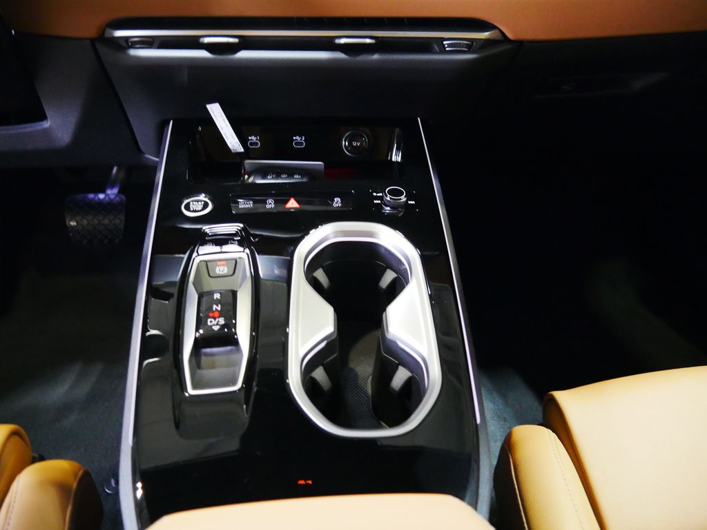 Thumbnail: 2026 Audi A6 - 27