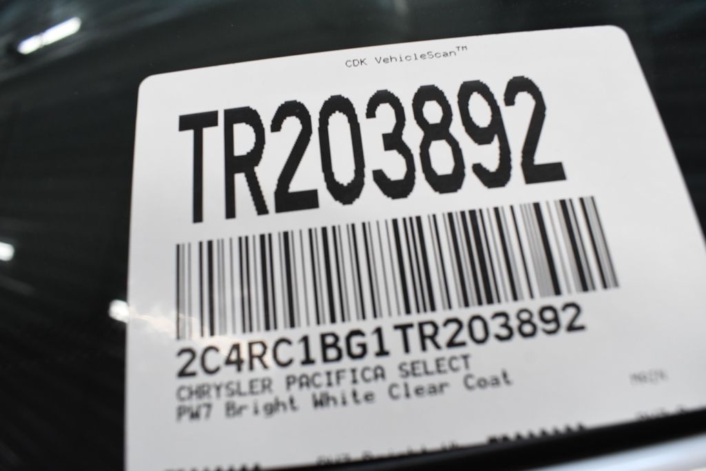 Used 2026 White Chrysler Select image 43