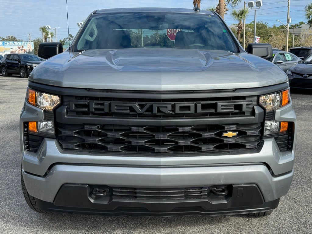 2025 Chevrolet Silverado 1500 Custom 3