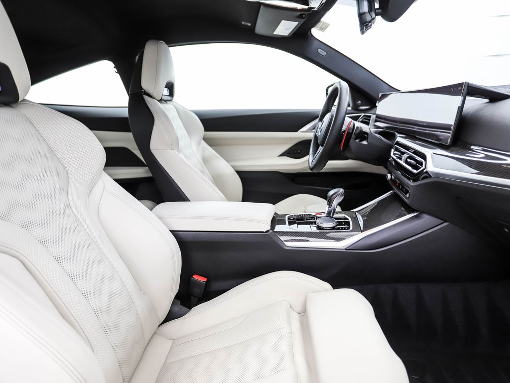 Thumbnail: 2024 BMW M4 - 23