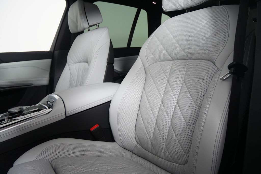 2026 BMW X5 sDrive40i 11