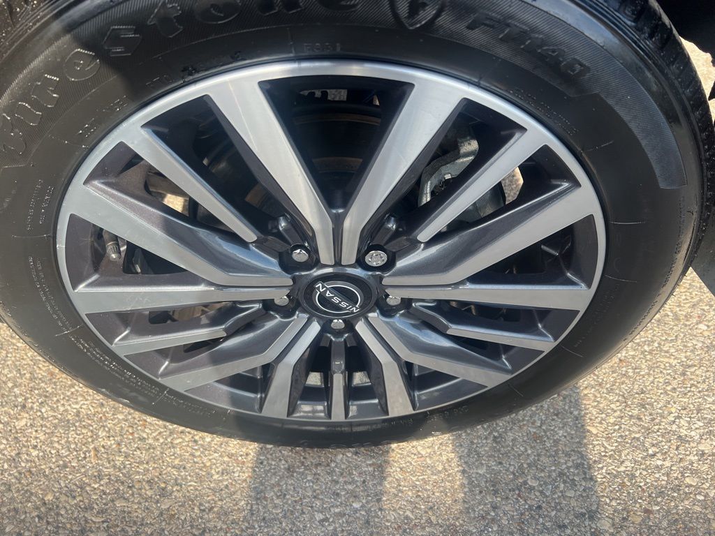 2022 Nissan Kicks SV photo