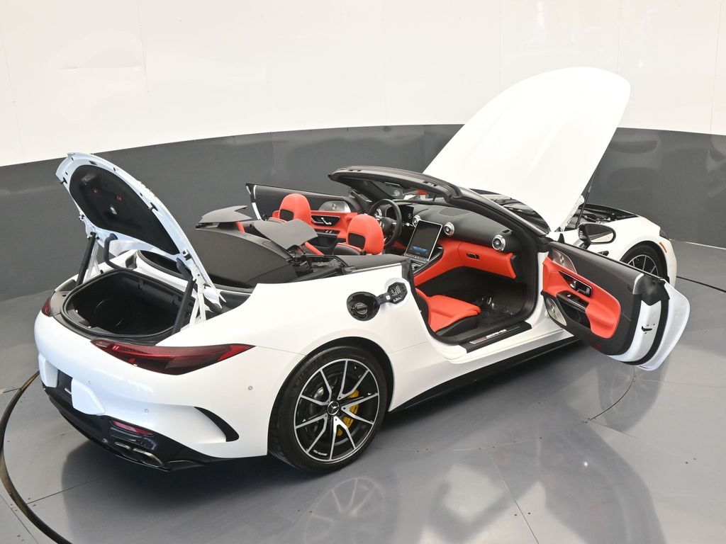 Used 2022 White Mercedes-Benz SL 63 AMG® image 78