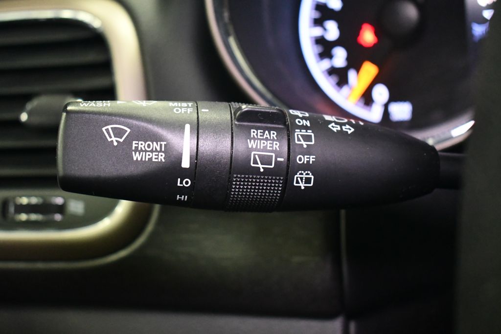 Thumbnail: 2016 Jeep Grand Cherokee - 20