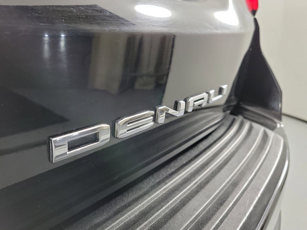 2023 GMC Yukon Denali Ultimate Black at Genesis of Spring