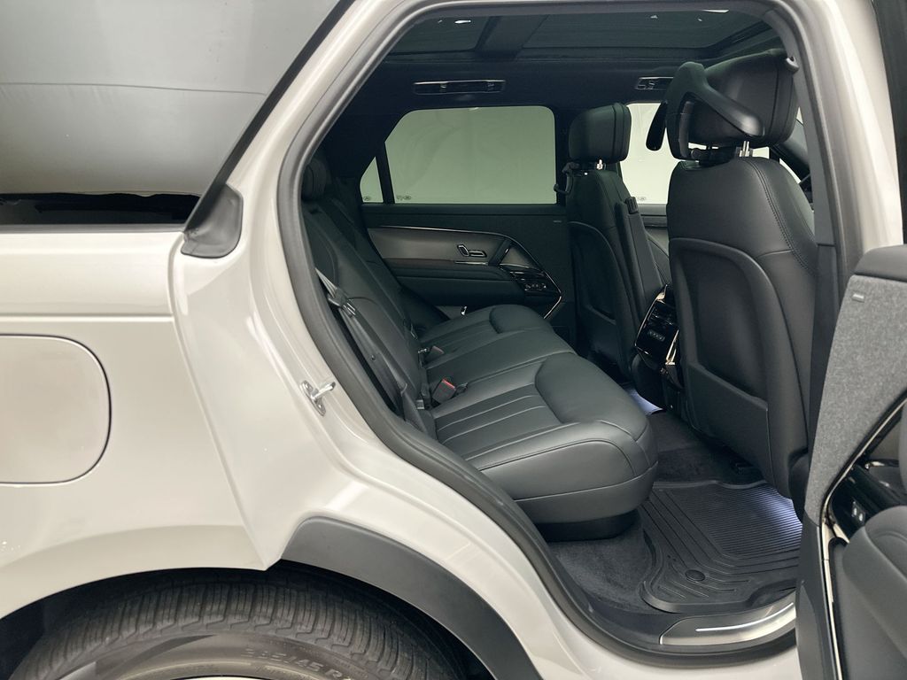 Thumbnail: 2027 Land Rover Range Rover Sport - 7