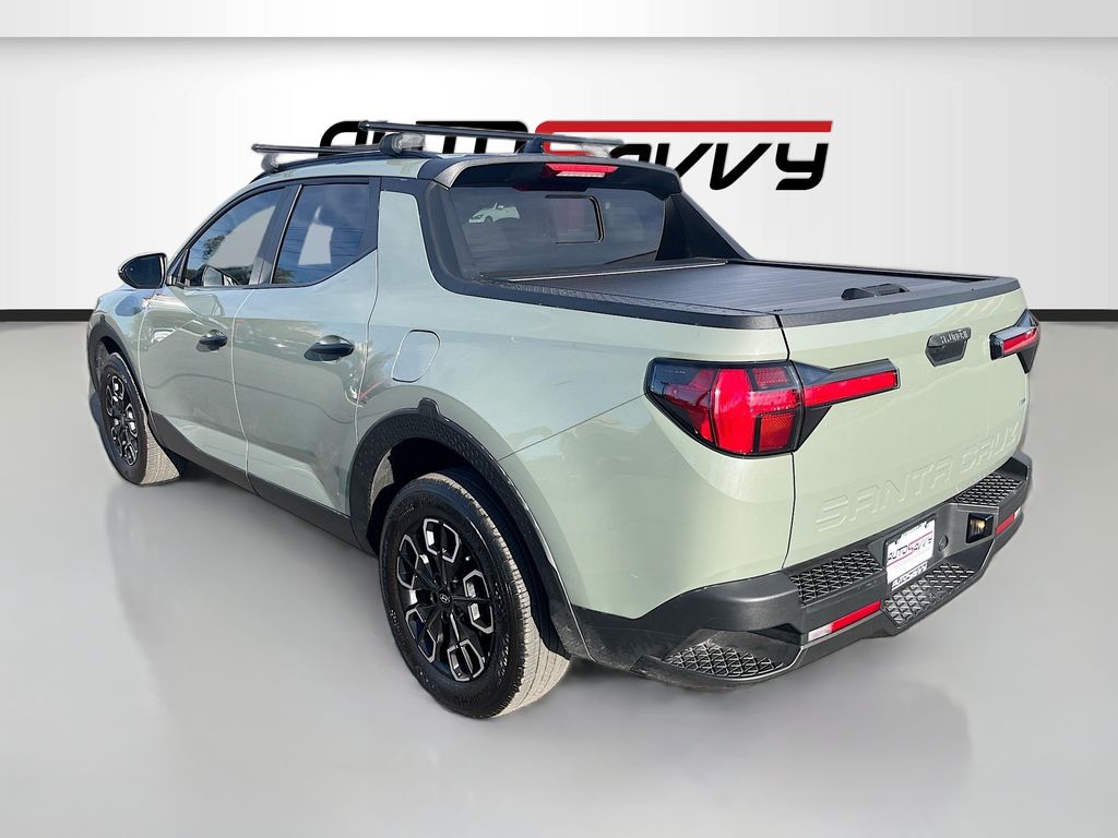 Used 2022 Green Hyundai SEL image 5