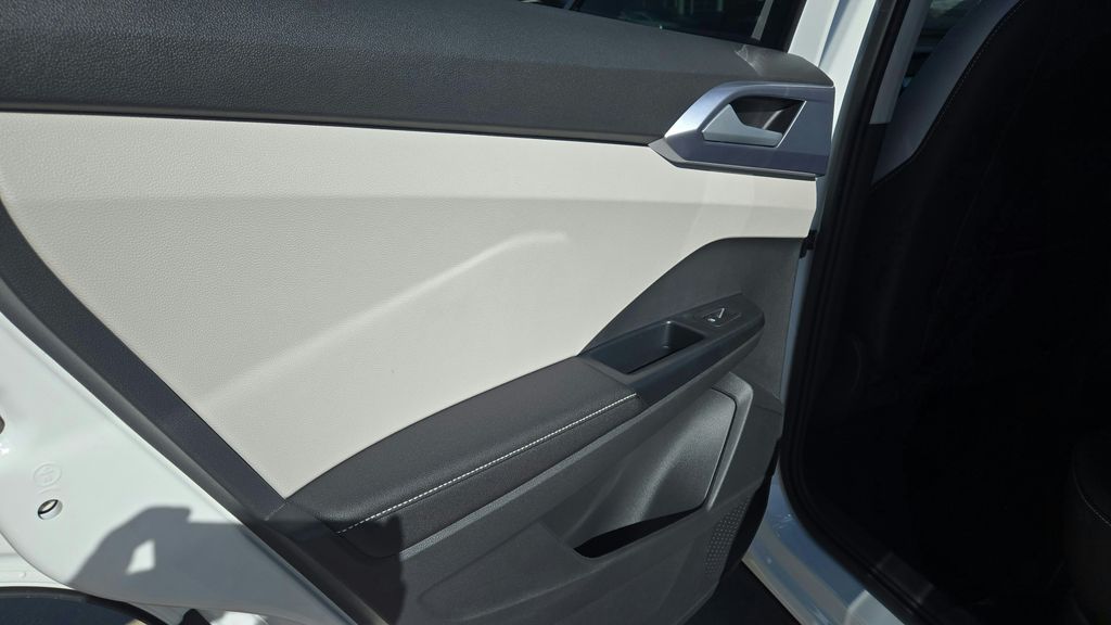 2026 Volkswagen Taos