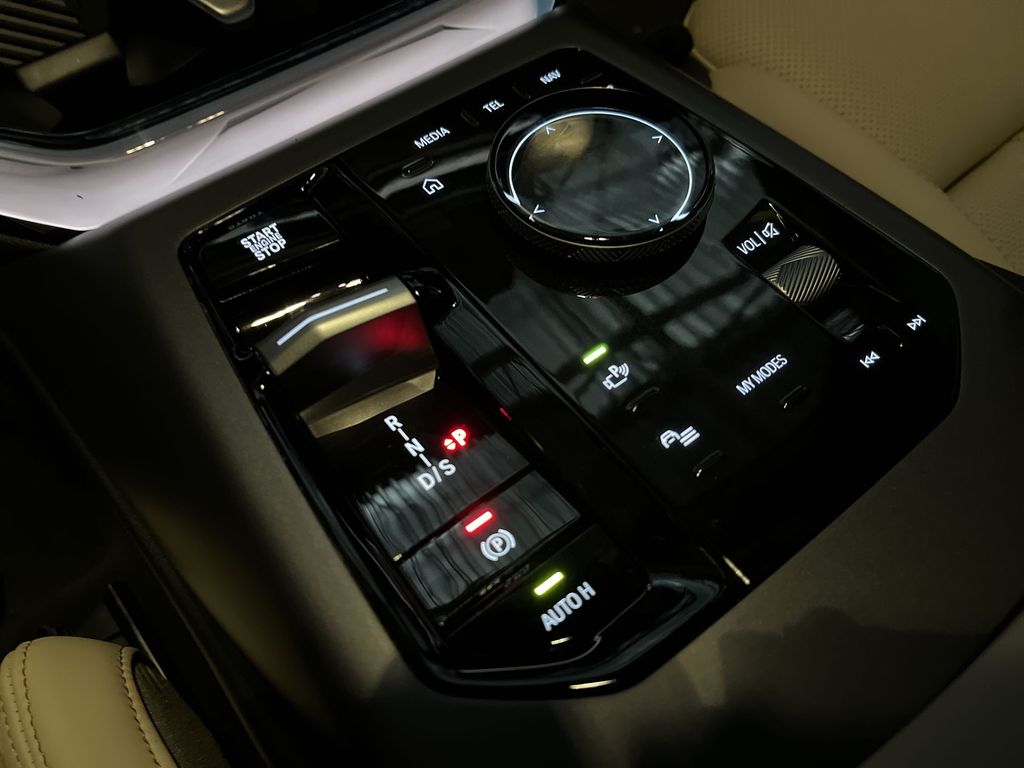 Thumbnail: 2026 BMW X3 - 20