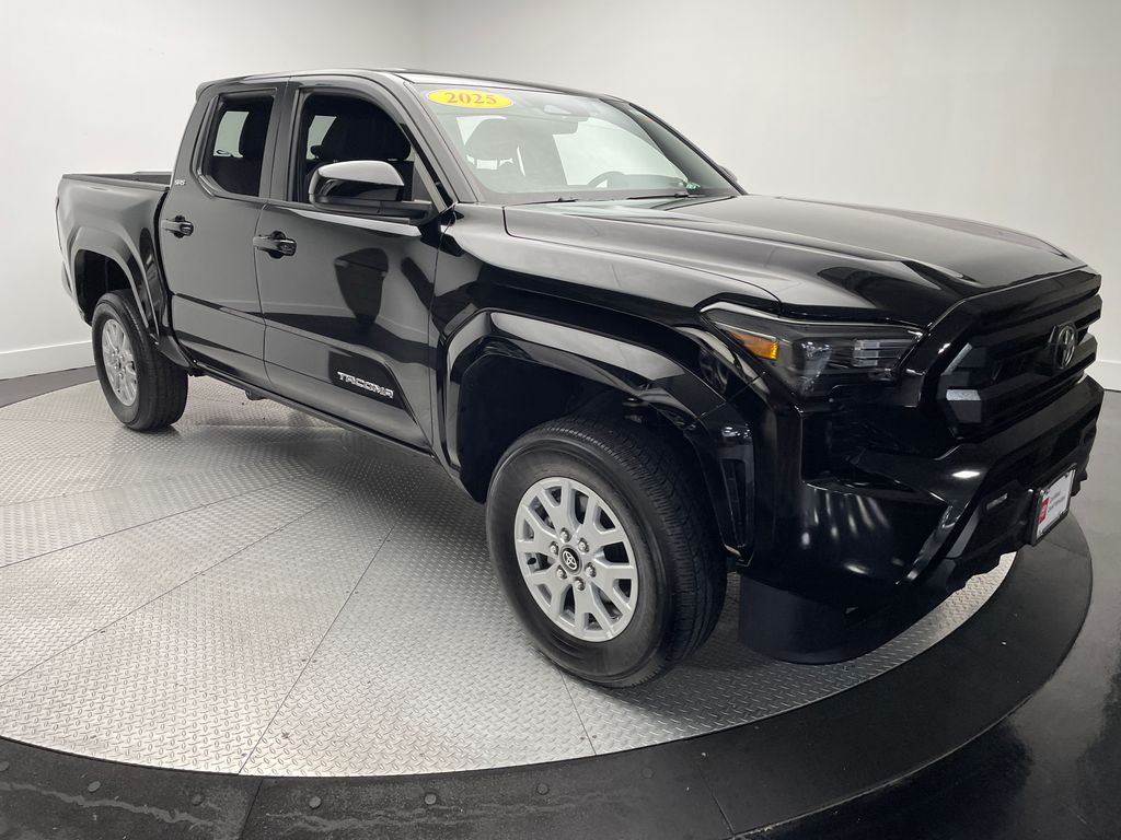 Thumbnail: 2025 Toyota Tacoma - 3
