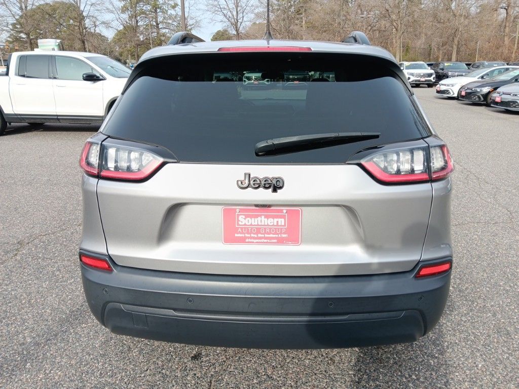 2020 Jeep Cherokee Altitude 4