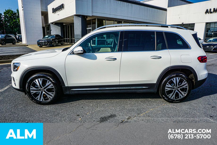 Used 2024 White Mercedes-Benz GLB 250 image 6