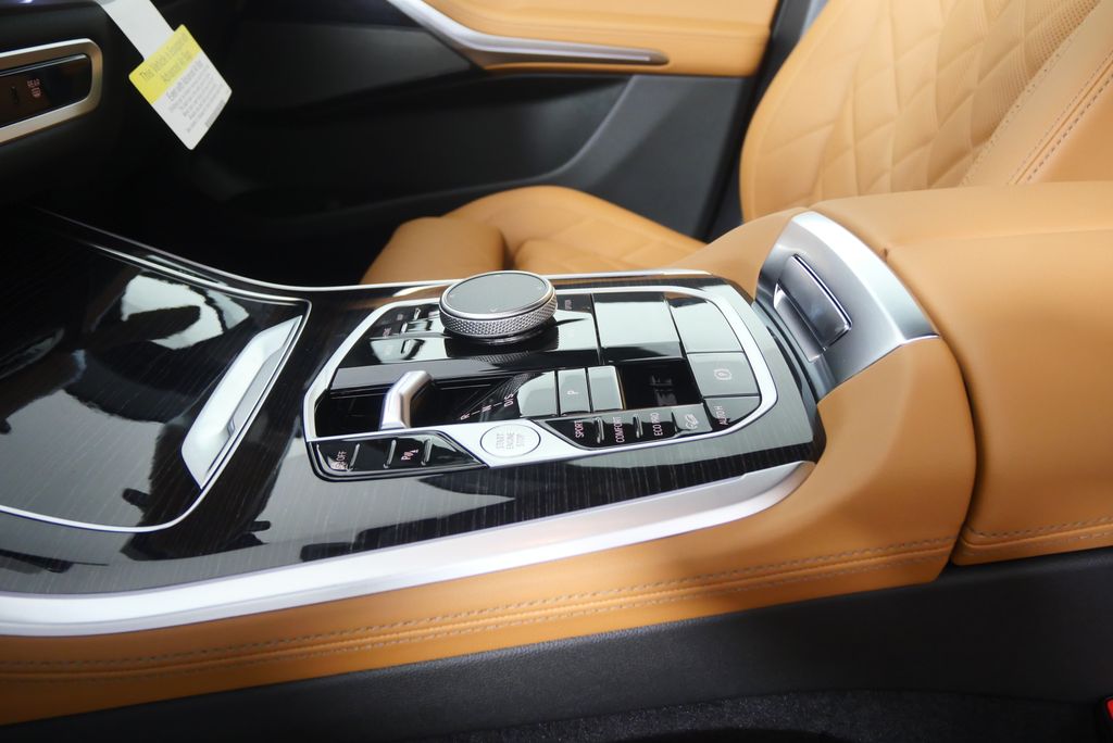 Thumbnail: 2026 BMW X5 - 21