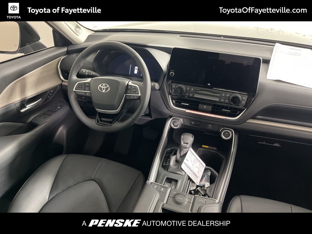 Thumbnail: 2026 Toyota Grand Highlander - 14