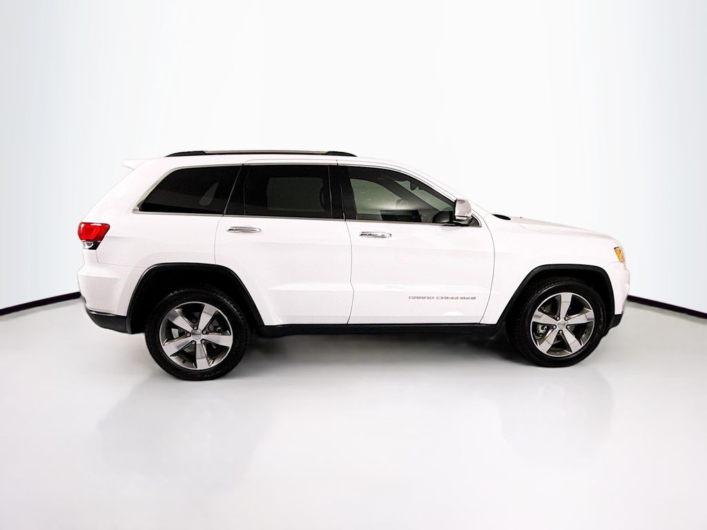 Thumbnail: 2016 Jeep Grand Cherokee - 4
