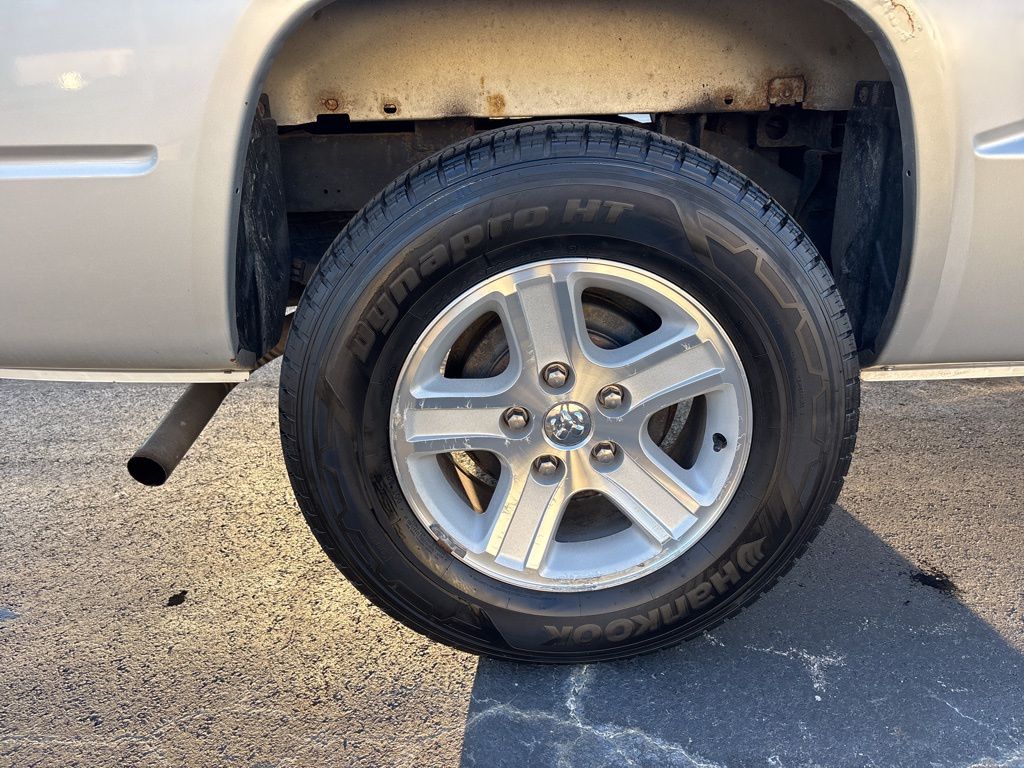 2011 Dodge Dakota SXT SLT photo 11