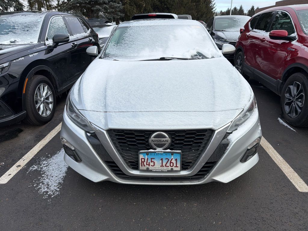 Thumbnail: 2019 Nissan Altima - 5