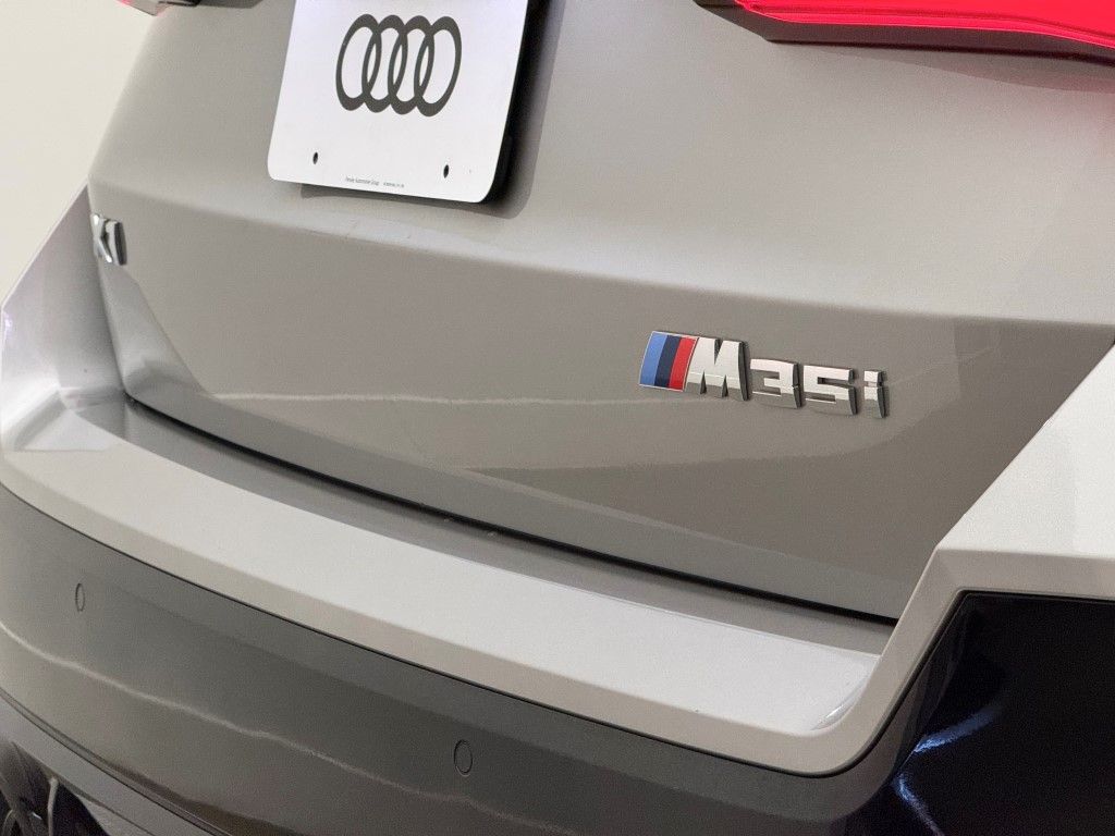 Thumbnail: 2024 BMW X1 - 21