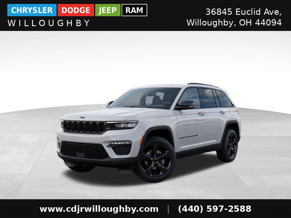 Bright White Clearcoat 2025 Jeep Grand Cherokee SUV / Crossover Four-Wheel Drive 8-Speed Automatic