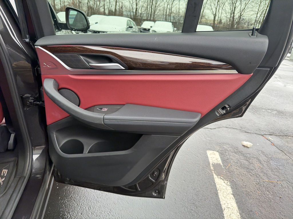 Thumbnail: 2022 BMW X3 - 25