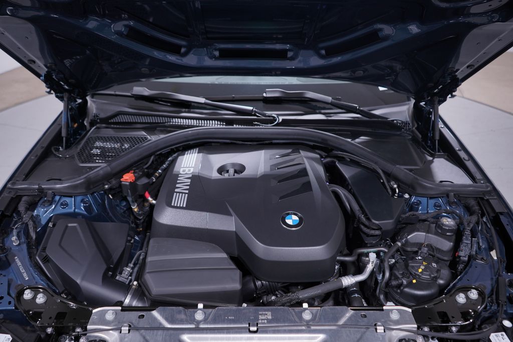 Thumbnail: 2025 BMW 3 Series - 24