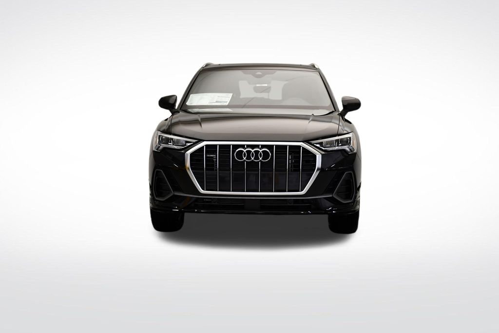Thumbnail: 2025 Audi Q3 - 8