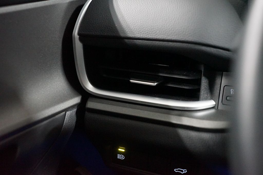 Thumbnail: 2024 Toyota Grand Highlander - 24