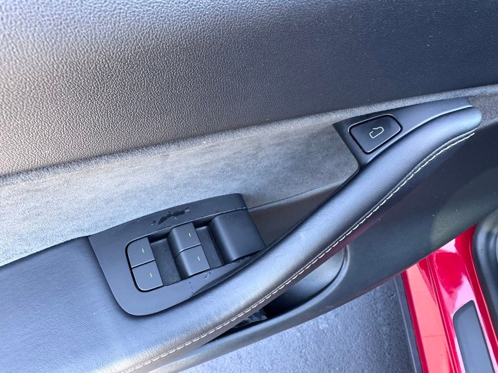 TeslaModel Y21