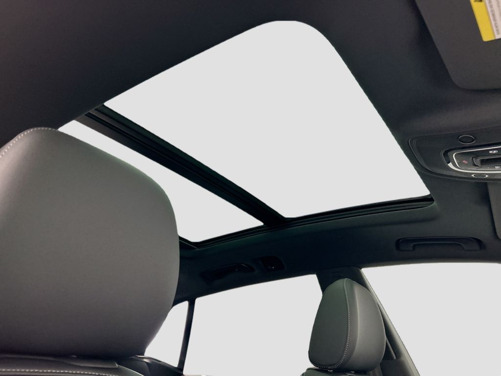 Thumbnail: 2026 Audi Q8 - 17