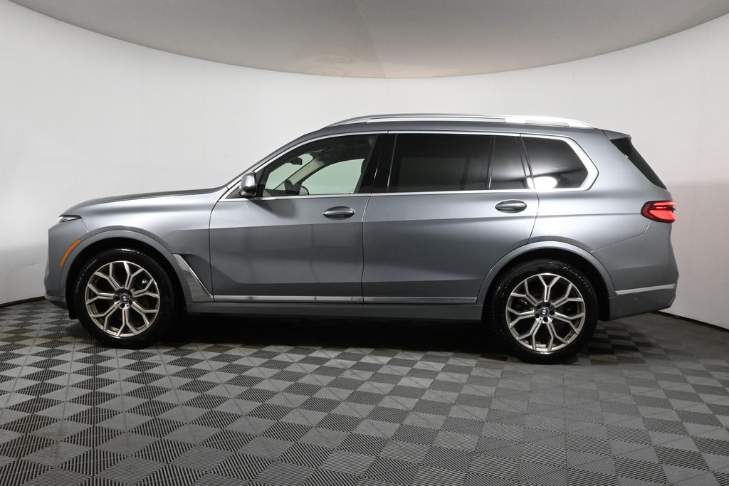 Thumbnail: 2024 BMW X7 - 2