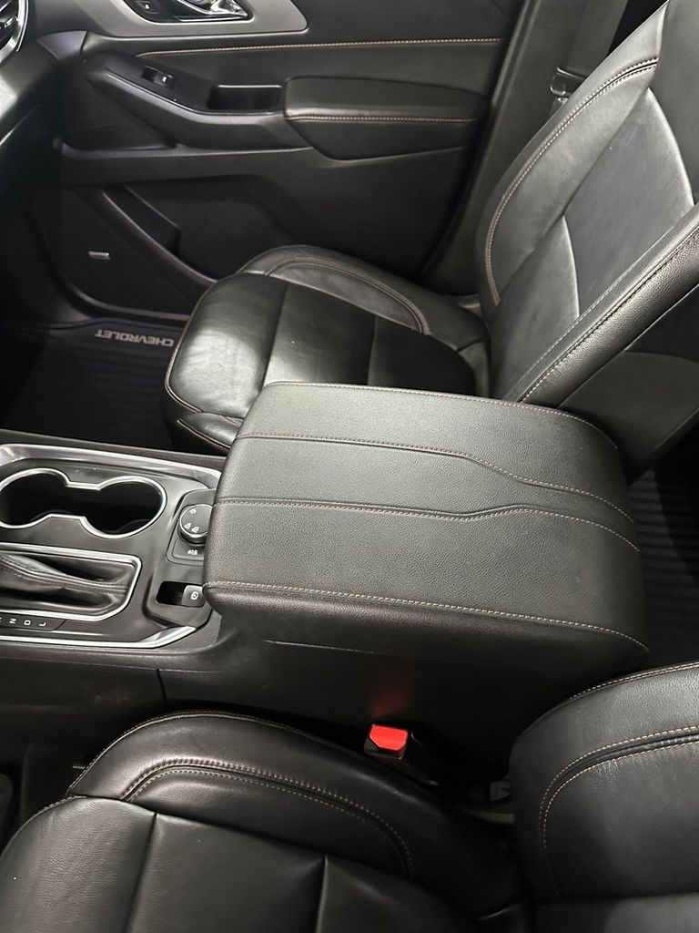 used 2019 Chevrolet Traverse car, priced at $20,985