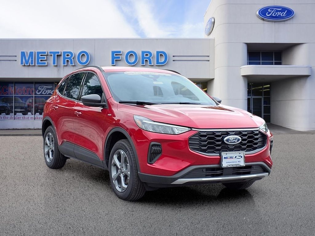 Rapid Red Metallic Tinted Clearcoat 2026 Ford Escape SUV / Crossover All-Wheel Drive 8-Speed Automatic